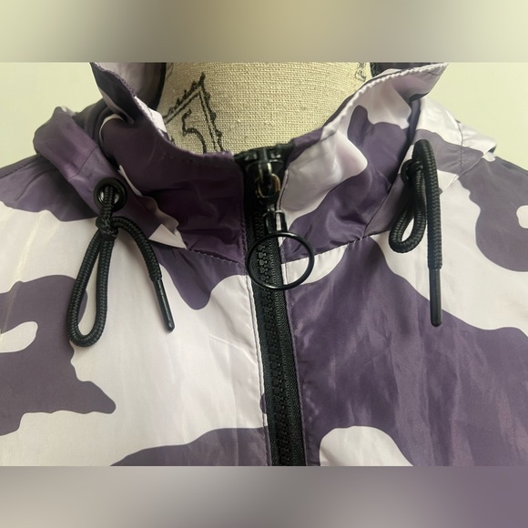 Purple Camo Zip-up Windbreaker! - Picture 9 of 14